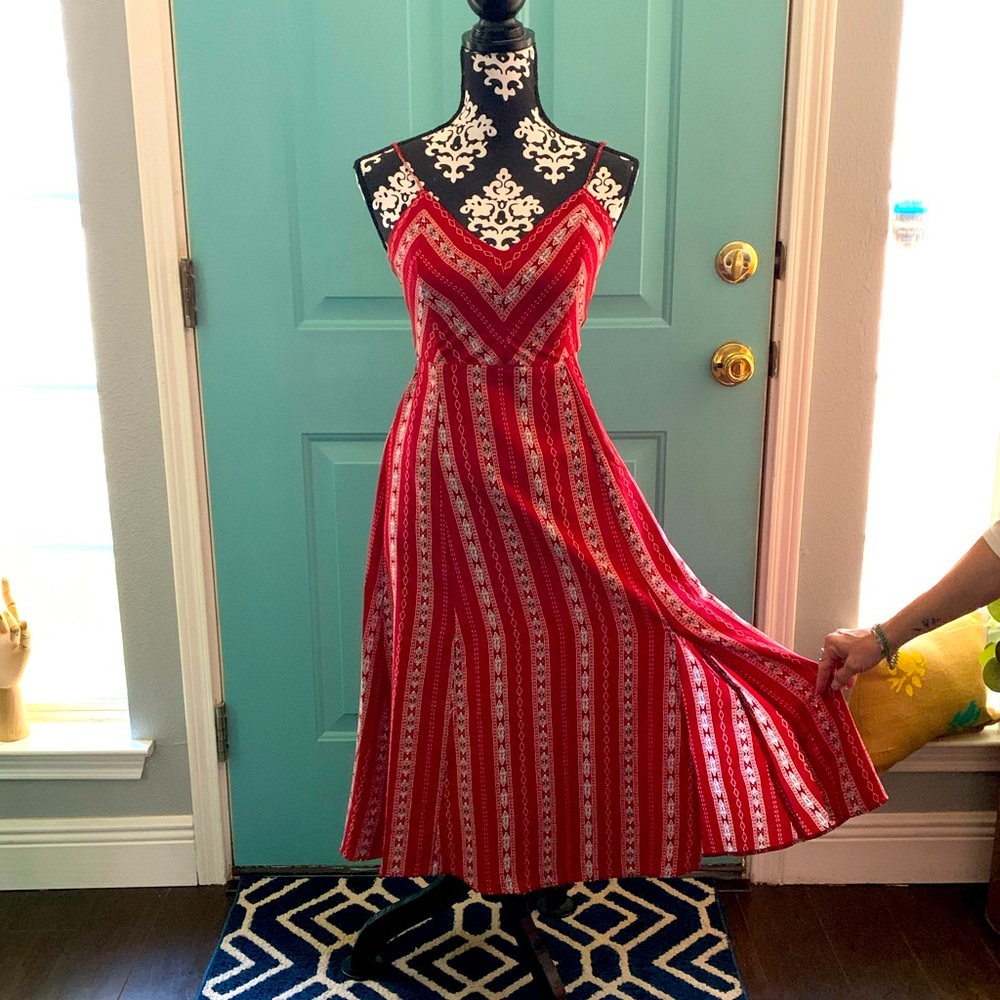 Small Lulus red open tie back dress